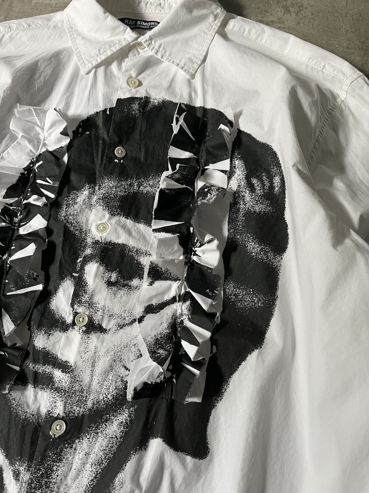 Raf Simons Raf Simons S/S 21 ruffles white black portrait Size US S / EU 44-46 / 1 - 2 Thumbnail