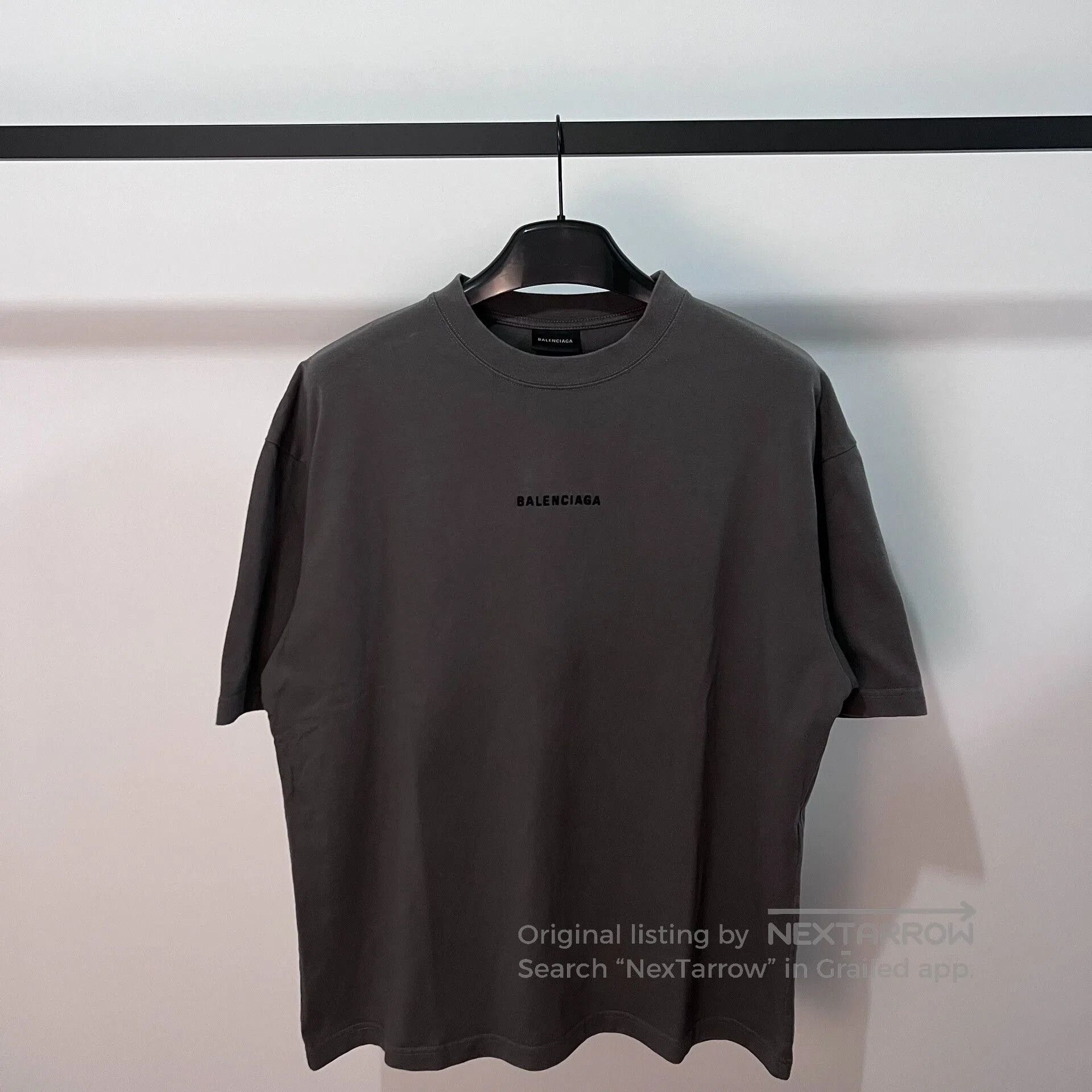 Balenciaga balenciaga gray embroidered short sleeve t. Size US S / EU 44-46 / 1 - 1 Thumbnail