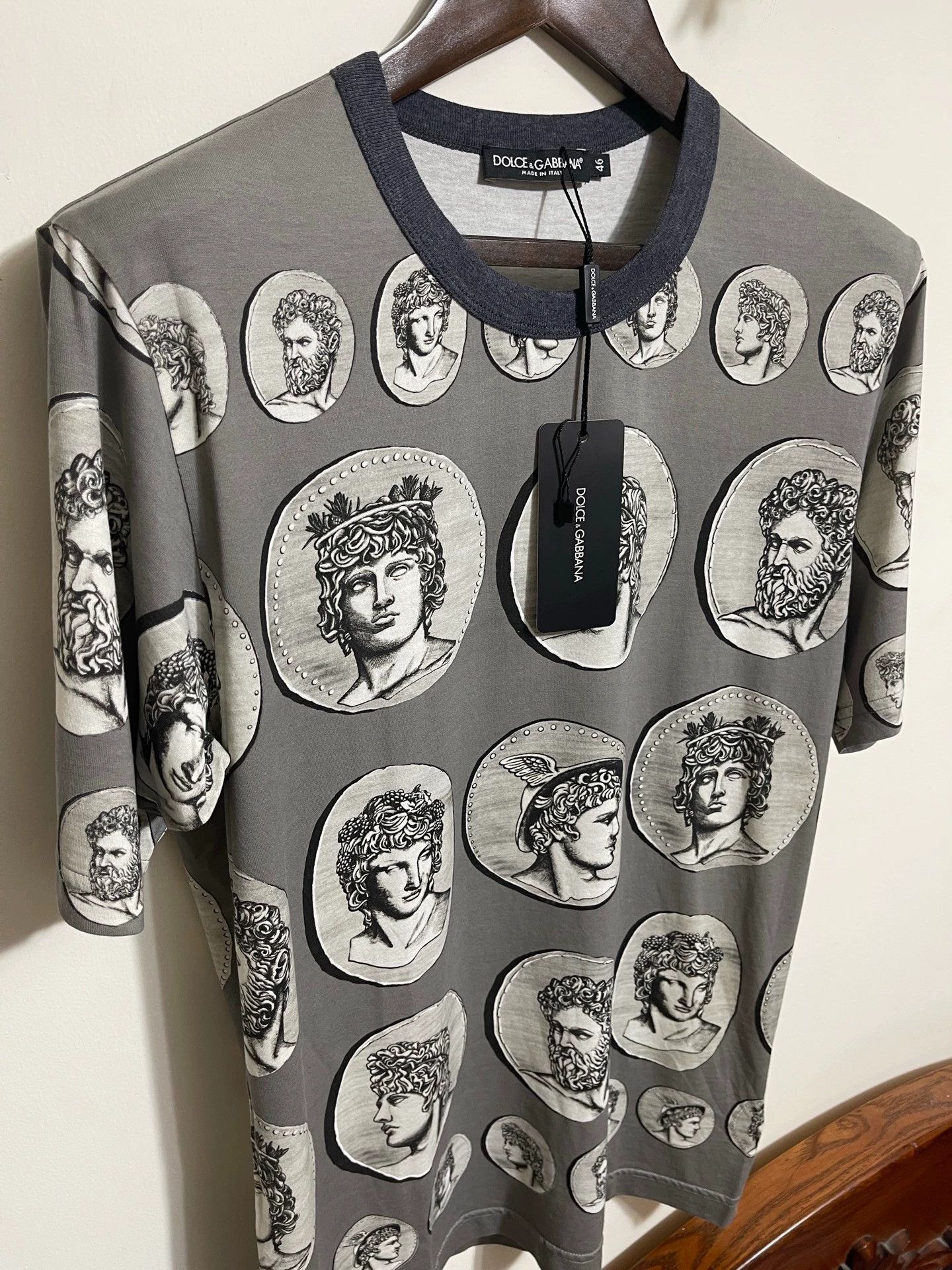 Dolce & Gabbana DG Slim Fit Roman Bust Short Sleeve Tee 46 Size US S / EU 44-46 / 1 - 4 Thumbnail
