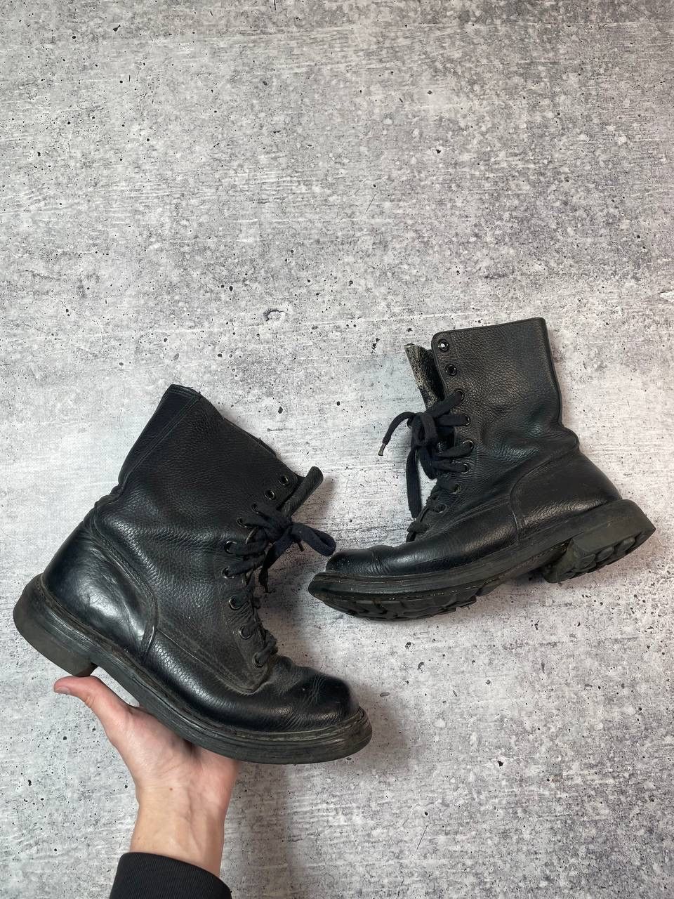 Vintage Vintage US Military Combat Boots Bikkembergs Style Y2K Size US 9 / EU 42 - 1 Thumbnail