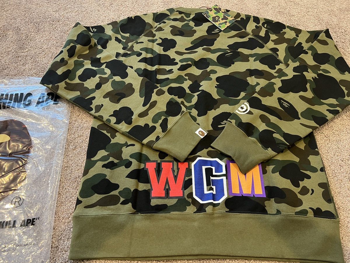 Bape 1st Camo Shark Crewneck Size US XL / EU 56 / 4 - 2 Thumbnail