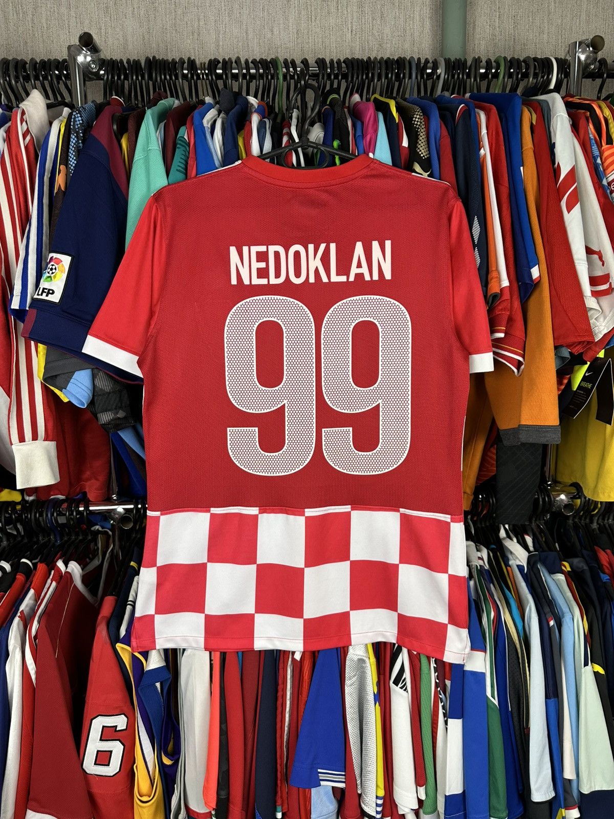 Other Nike Croatia 2014 NEDOKLAN 99 football shirt soccer jersey Size US M / EU 48-50 / 2 - 6 Thumbnail