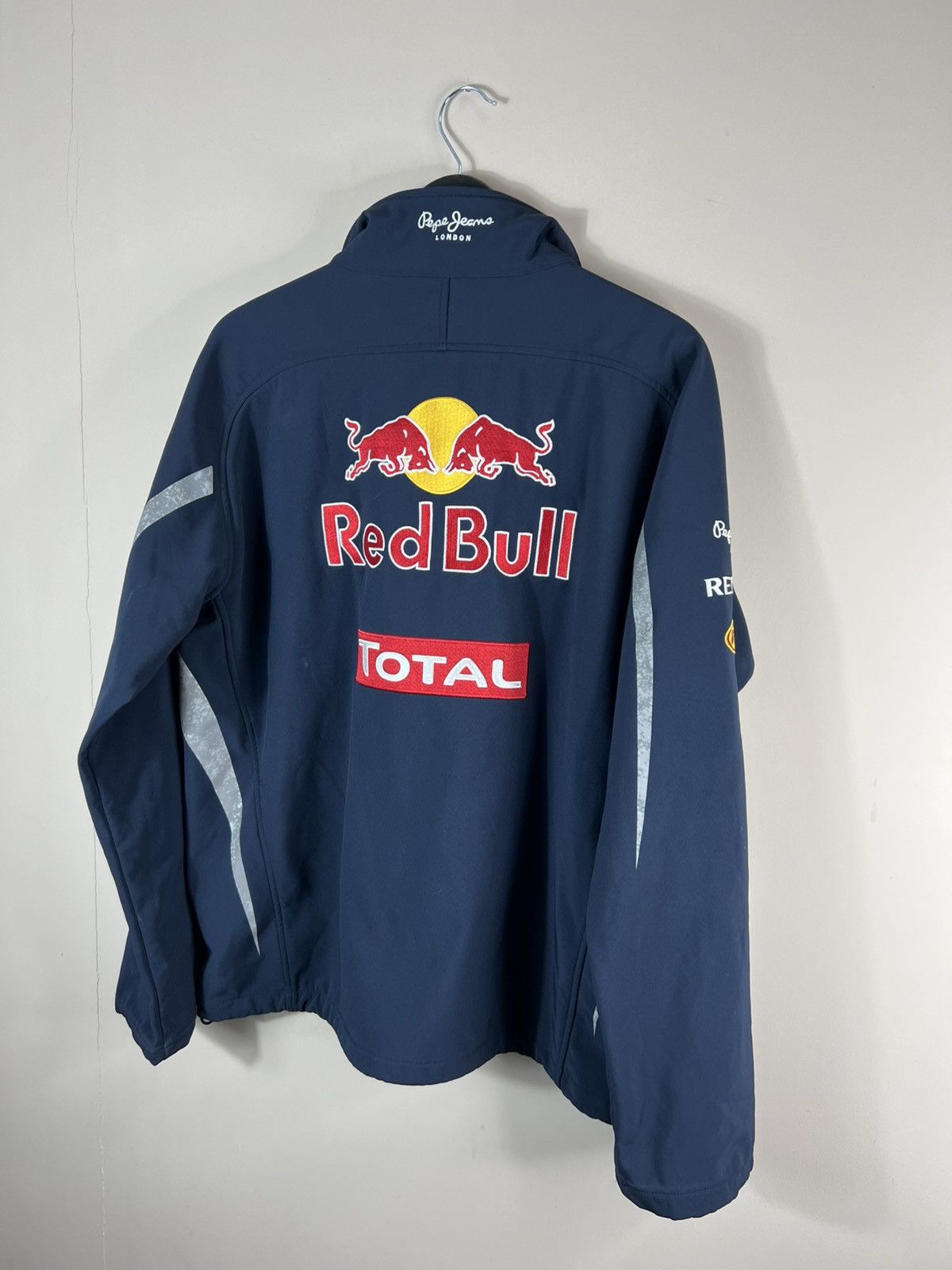 Red Bull 🖤RED BULL TEAM FORMULA 1 F1 ONE RACING JACKET SIZE L Size US L / EU 52-54 / 3 - 10 Thumbnail