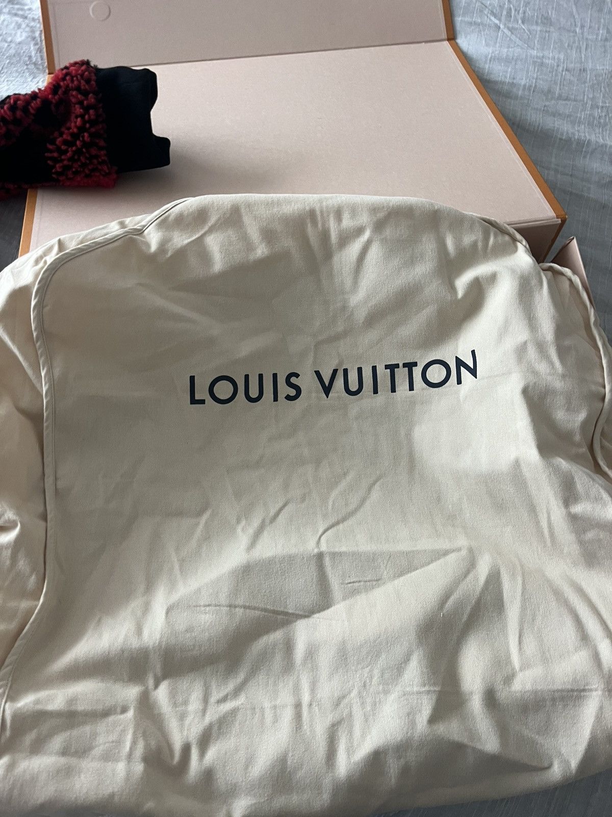 Louis Vuitton Louis Vuitton Damier Fleece Blouson Red Plaid Size US XXL / EU 58 / 5 - 4 Thumbnail