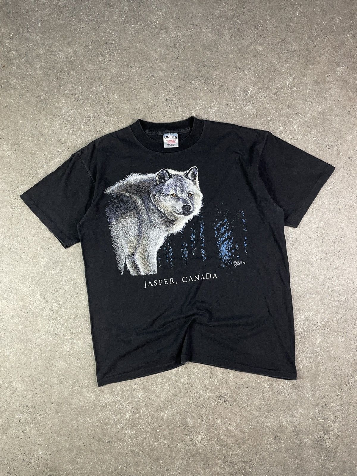 Vintage Vintage Y2K Wolf Jasper Canada T Shirt Size US L / EU 52-54 / 3 - 1 Thumbnail
