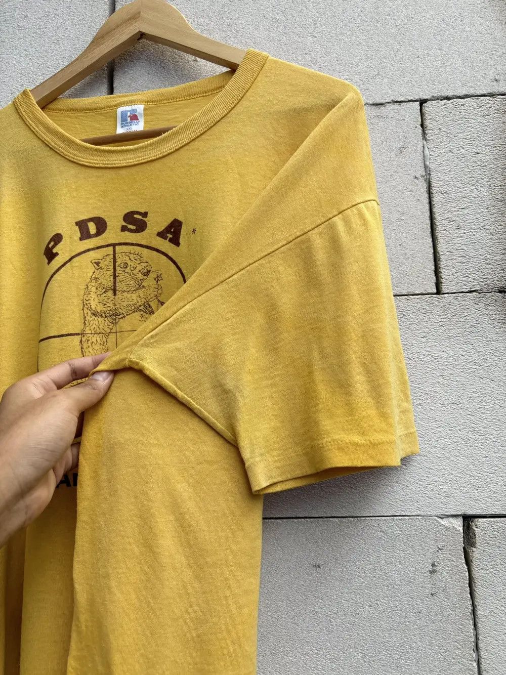 Vintage Thrashed Russell Distressed T Shirt 80s Prairie Dog Shooters Size US XXL / EU 58 / 5 - 5 Thumbnail