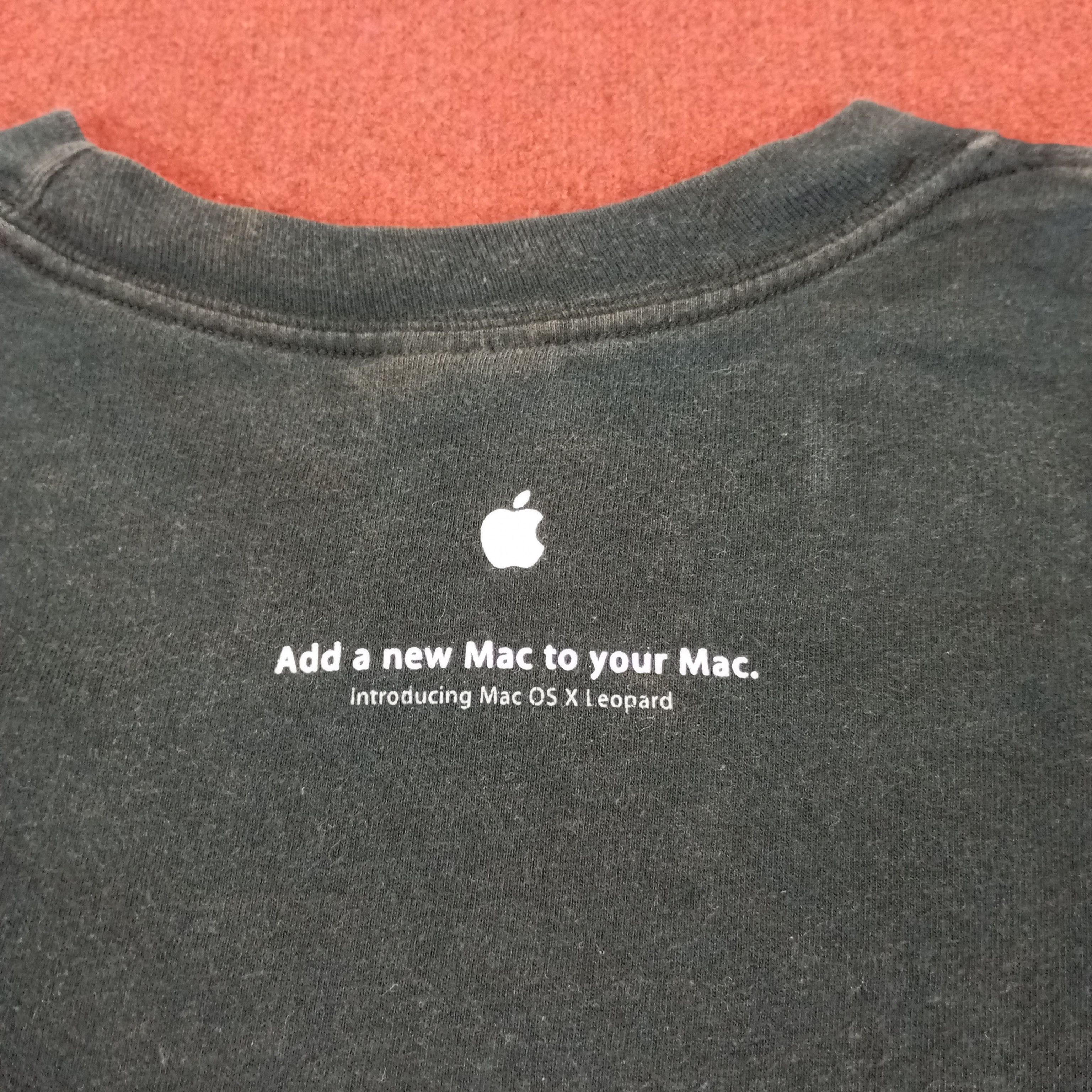 Apple × Vintage Apple X Center Design Promo Style Tshirt Size US M / EU 48-50 / 2 - 4 Thumbnail