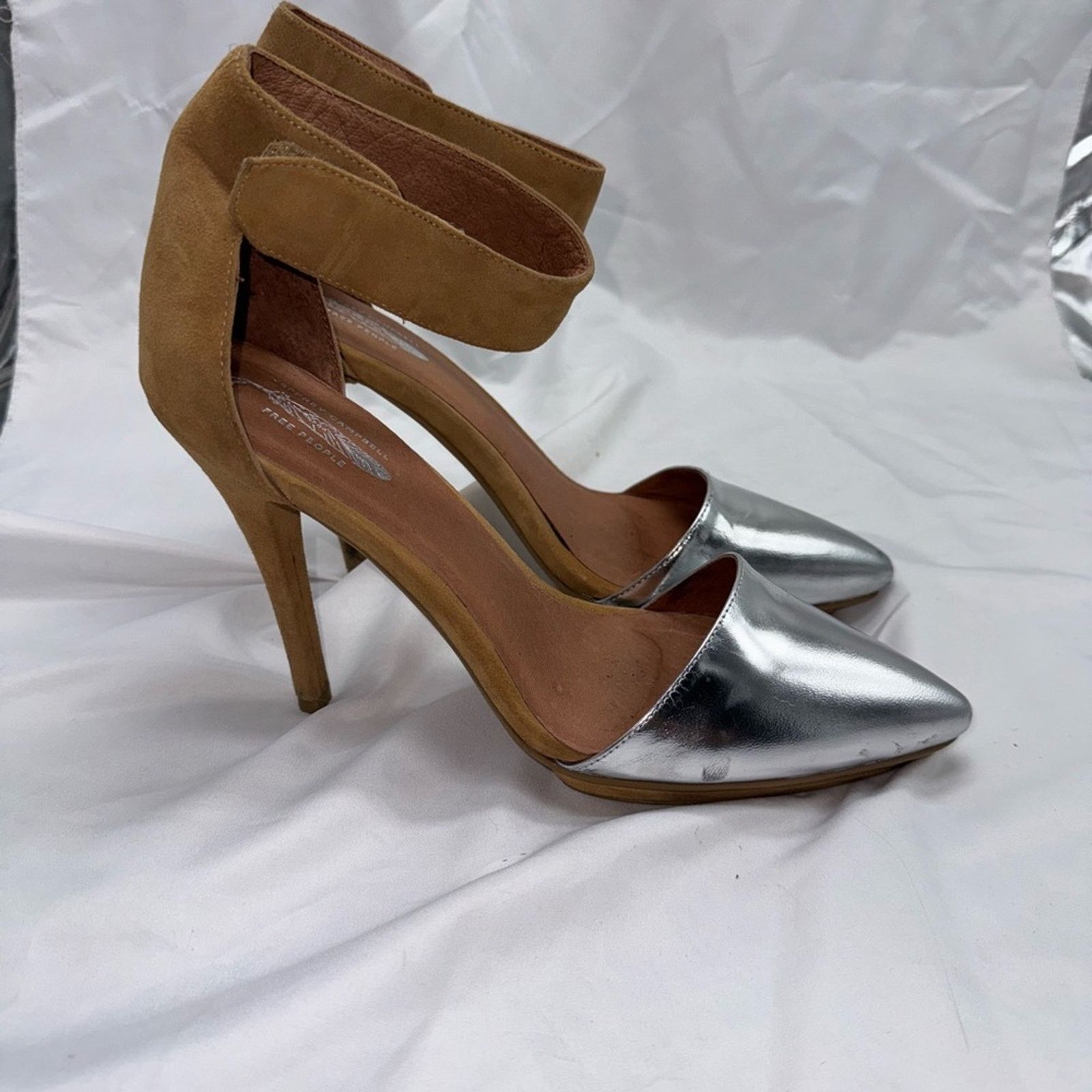 Jeffrey Campbell Jeffrey Campbell for Free People Silver and Tan Heels Size US 8.5 / IT 38.5 - 3 Thumbnail