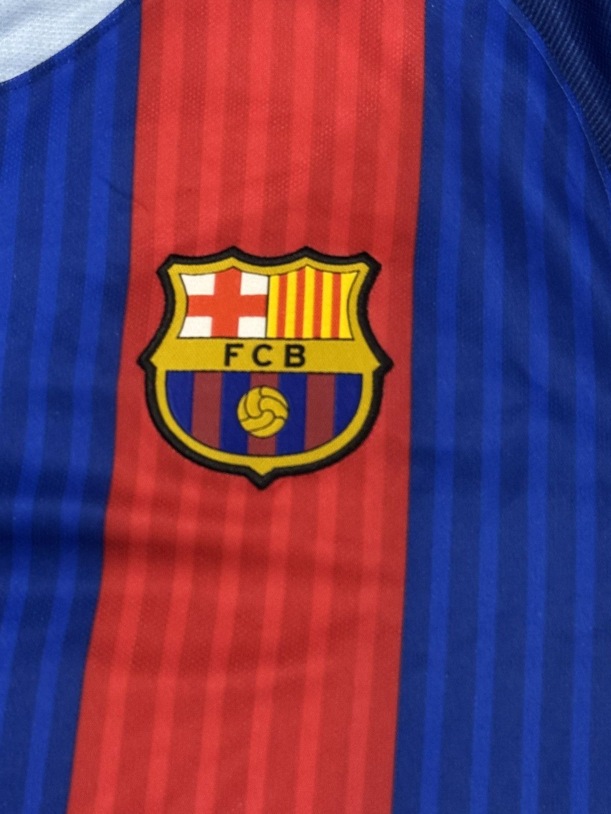 Nike VINTAGE BARCELONA BARCA KIT Size US L / EU 52-54 / 3 - 2 Thumbnail