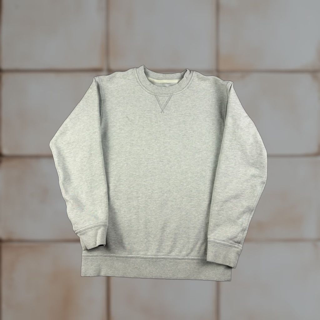 Lululemon VINTAGE Lululemon Sweatshirt Women’s S Gray Crewneck Pullover Activewear Logo Pockets Scuba Sports Outdoor Date 90s Mens? Size S / US 4 / IT 40 - 1 Thumbnail