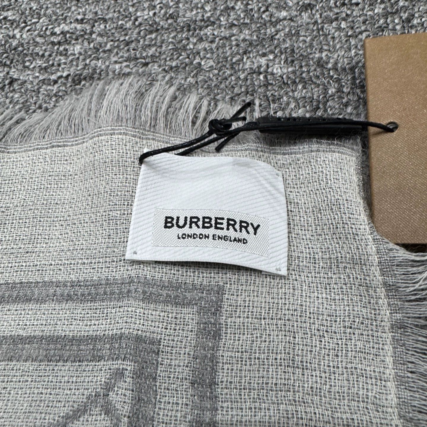 Burberry Burberry Metal Montage Cashmere Scarf 98NWT Stain Size ONE SIZE - 4 Thumbnail