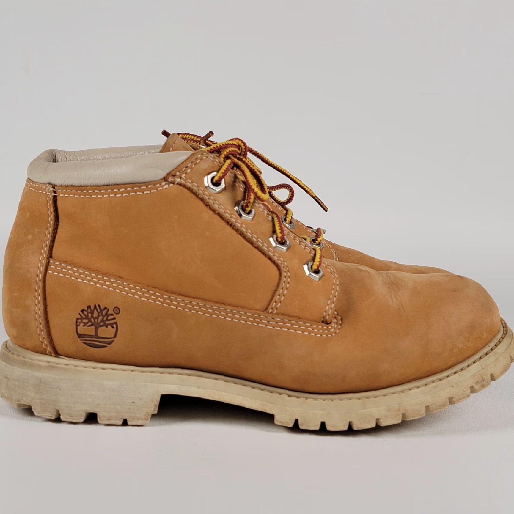 Timberland TIMBERLAND Nellie Waterproof Wheat Chukka Boots Women's 8M Casual Leather Lace Up Boots Size US 8 / IT 38 - 2 Thumbnail