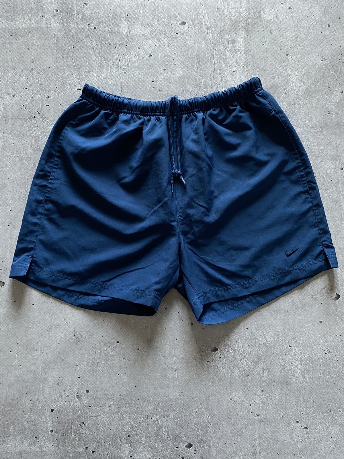 Nike × Vintage 🧨Vintage Nike Mini Logo Shorts Y2K Rare Retro Hype Size US 32 / EU 48 - 2 Thumbnail