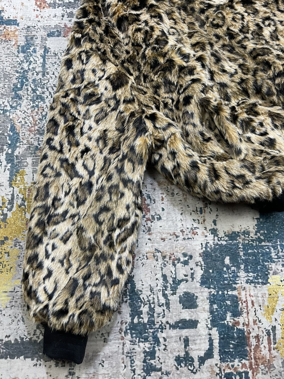 American Eagle Outfitters American Eagle Outfitters Leopard Fur Reversible Bombers Size US S / EU 44-46 / 1 - 6 Thumbnail
