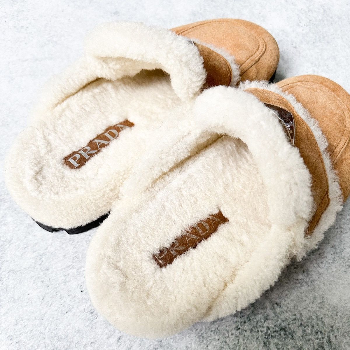Prada Plaque Logo Shearling Mules Size US 10 / EU 43 - 3 Thumbnail