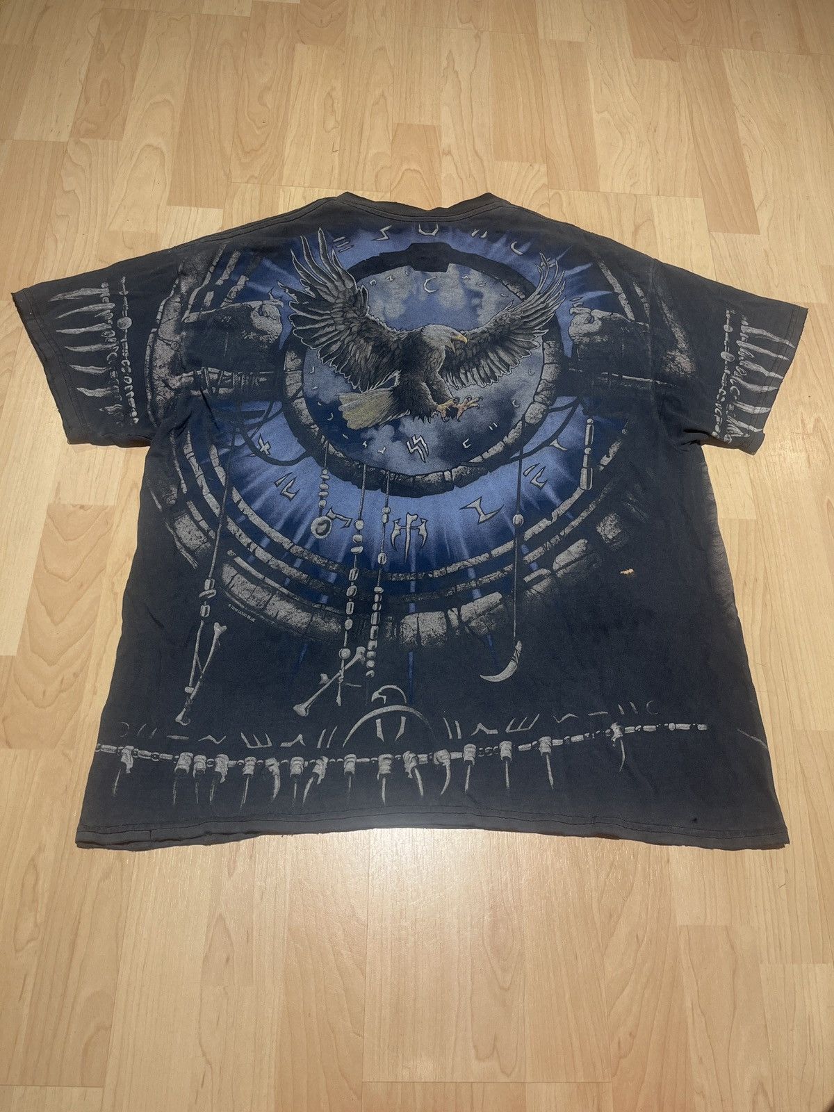 Liquid Blue × Vintage Vintage 90s faded AOP Liquid Blue Eagle Native American tee Size US XL / EU 56 / 4 - 1 Thumbnail
