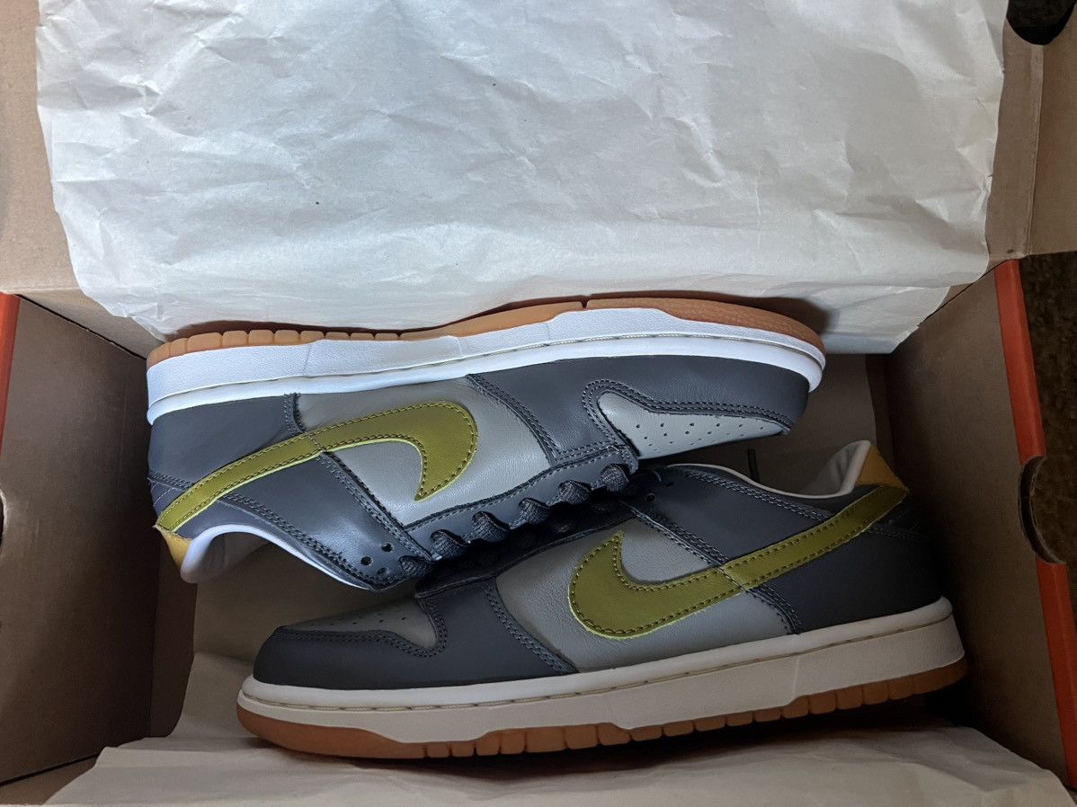 Nike Nike Dunk Low Pro B Graphite Camper Green 2002 Size 8.5 DS Size US 8.5 / EU 41-42 - 2 Thumbnail