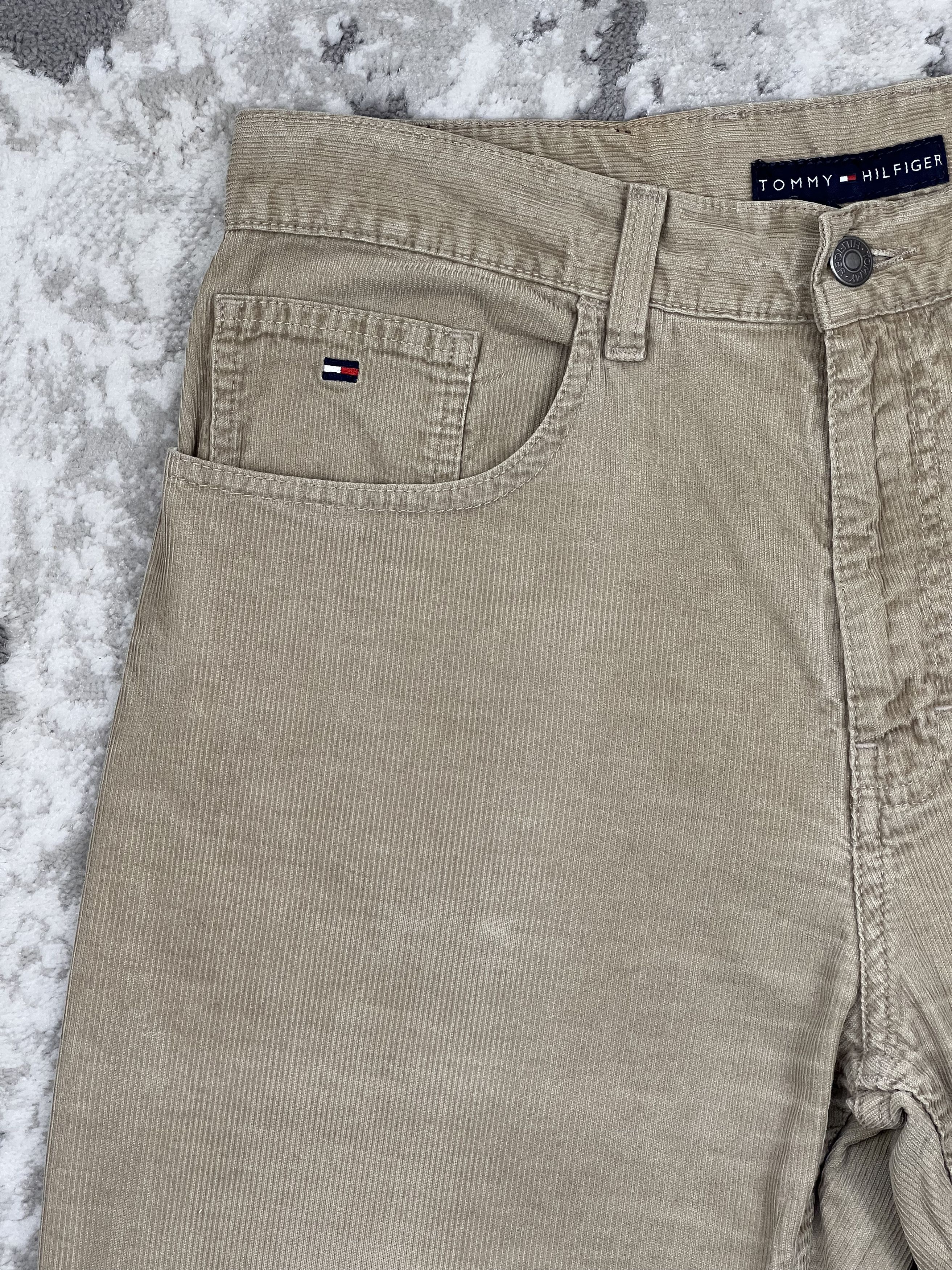 Tommy Hilfiger Tommy Hilfiger Midtown Corduroy Pants Beige W31 Size US 31 - 7 Thumbnail