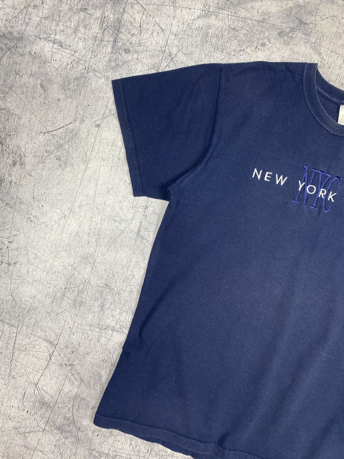 Vintage Vintage New York City Center Big Logo Tee T Shirt Size US M / EU 48-50 / 2 - 4 Thumbnail