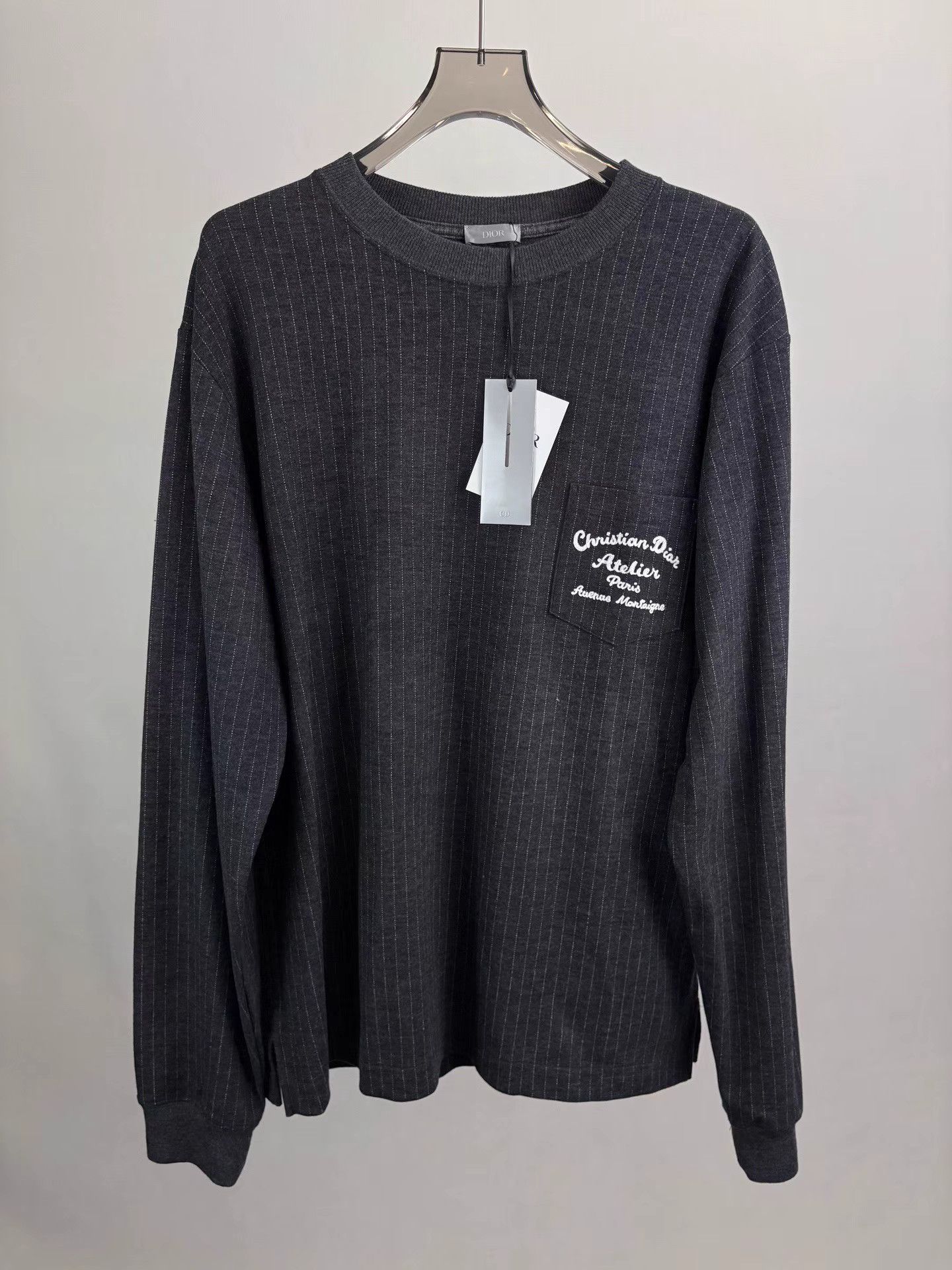 Dior DIOR Dark Grey Embroidered Slogan Wool Long Sleeve K1 Size US XL / EU 56 / 4 - 1 Thumbnail