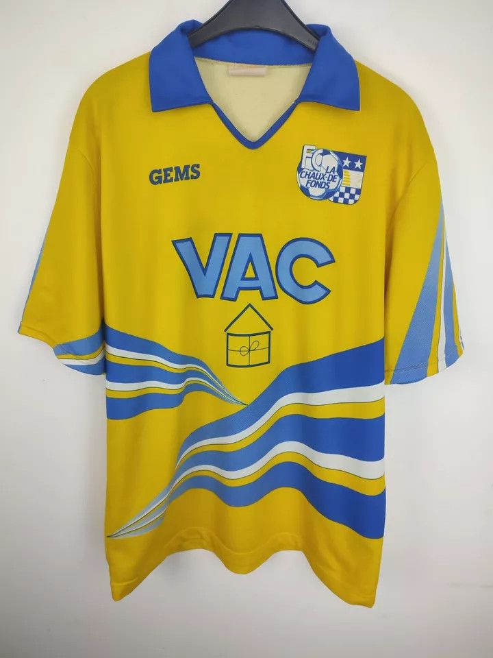 Vintage FC LA CHAUX-DE-FONDS FOOTBALL Kit SHIRT SOCCER JERSEY #3 Size US XL / EU 56 / 4 - 2 Thumbnail
