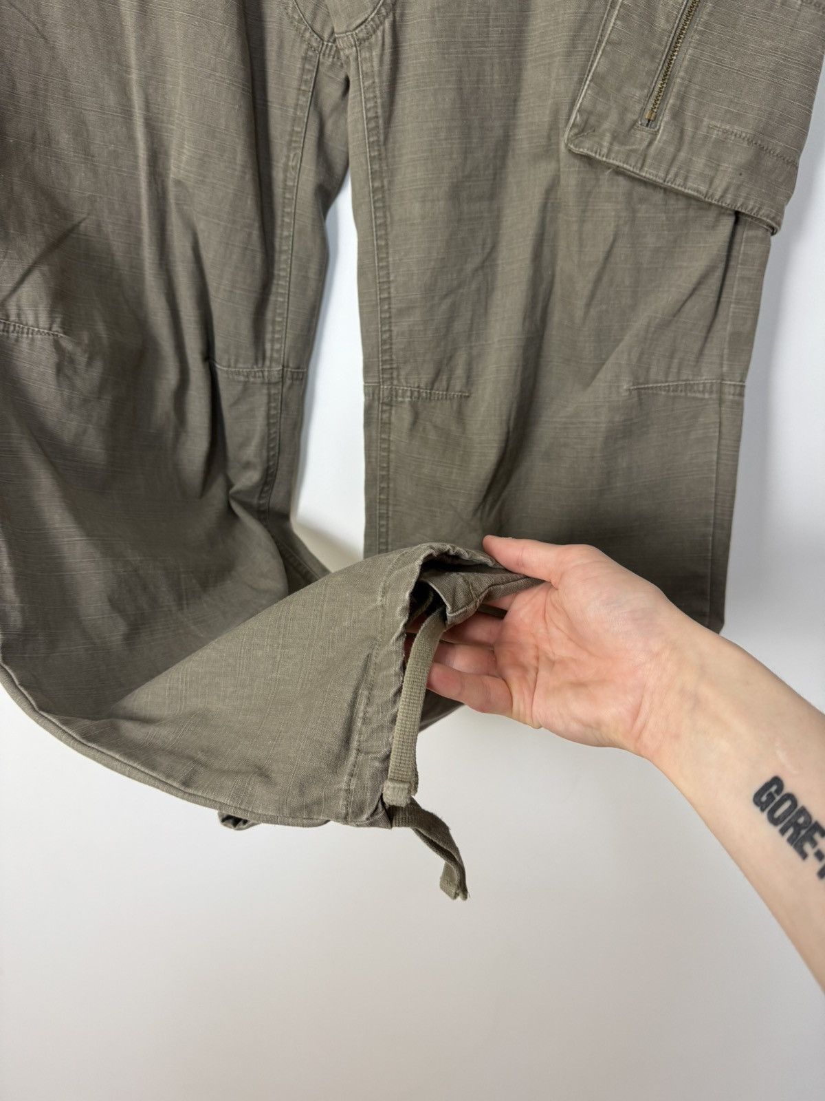 Nike Vintage Nike parachute cargo khaki pants military streetwear Size US 32 / EU 48 - 7 Thumbnail