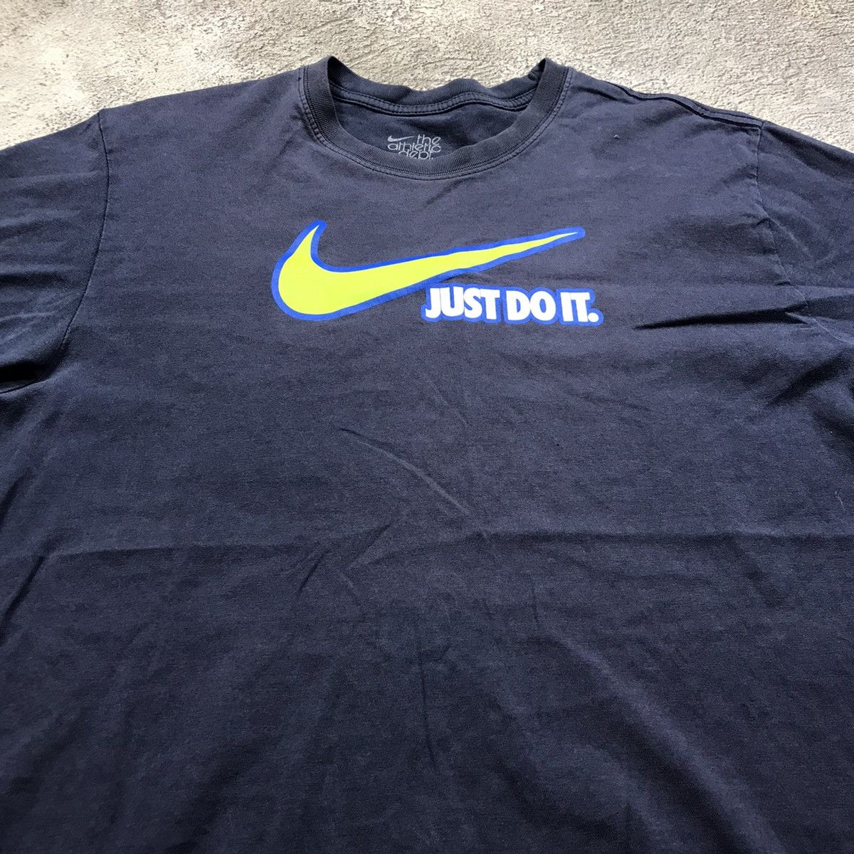 Vintage Vintage 90s Nike Swoosh Graphic Tee Streetwear Y2K Washed XL Size US XL / EU 56 / 4 - 3 Thumbnail
