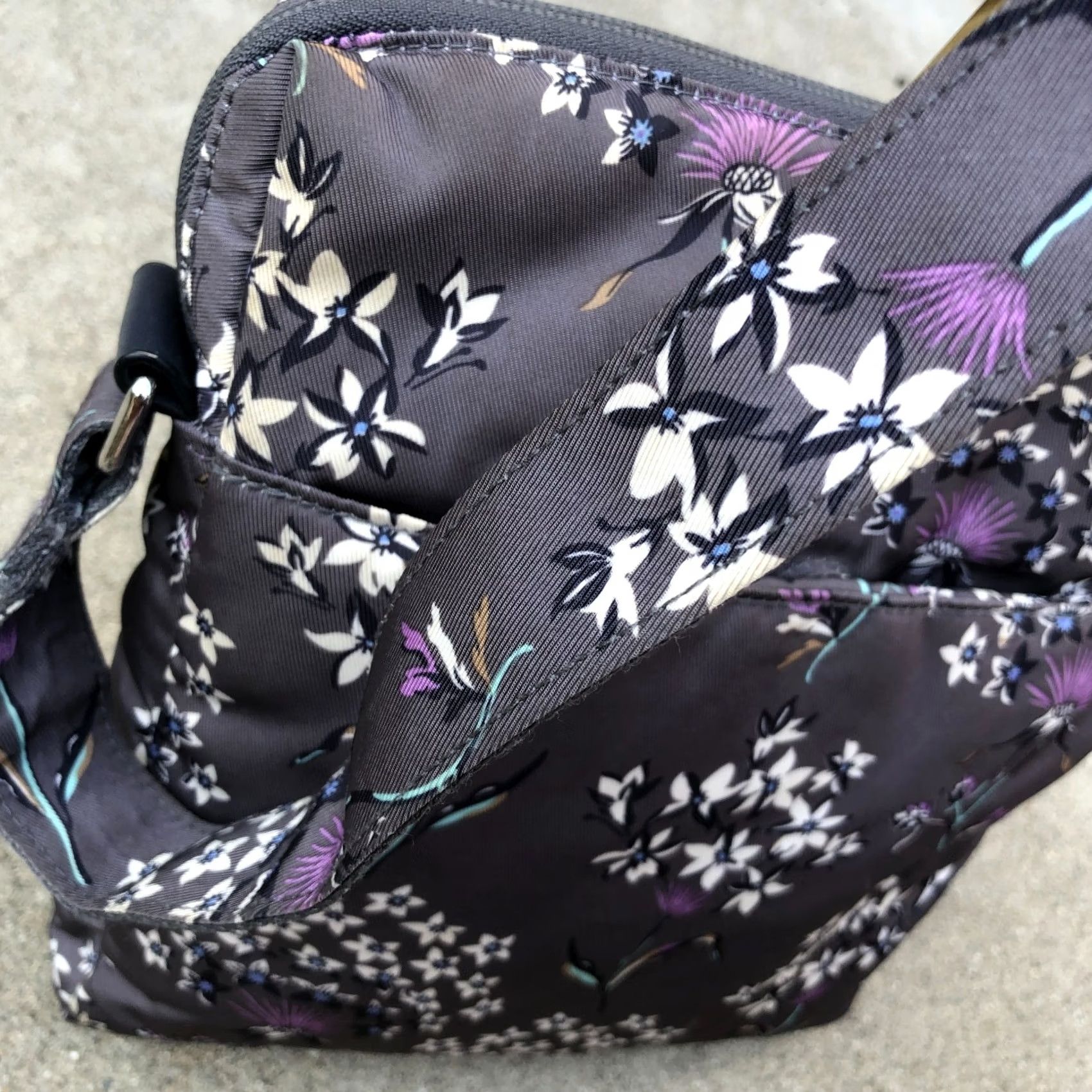 Vera Bradley VERA BRADLEY Floral Crossbody Purse Purple Shoulder Bag Women's Zipper Bag Crossbody Purse Purple Pattern Floral 11" W x 10" H Medium Violet Womens Size ONE SIZE - 3 Thumbnail