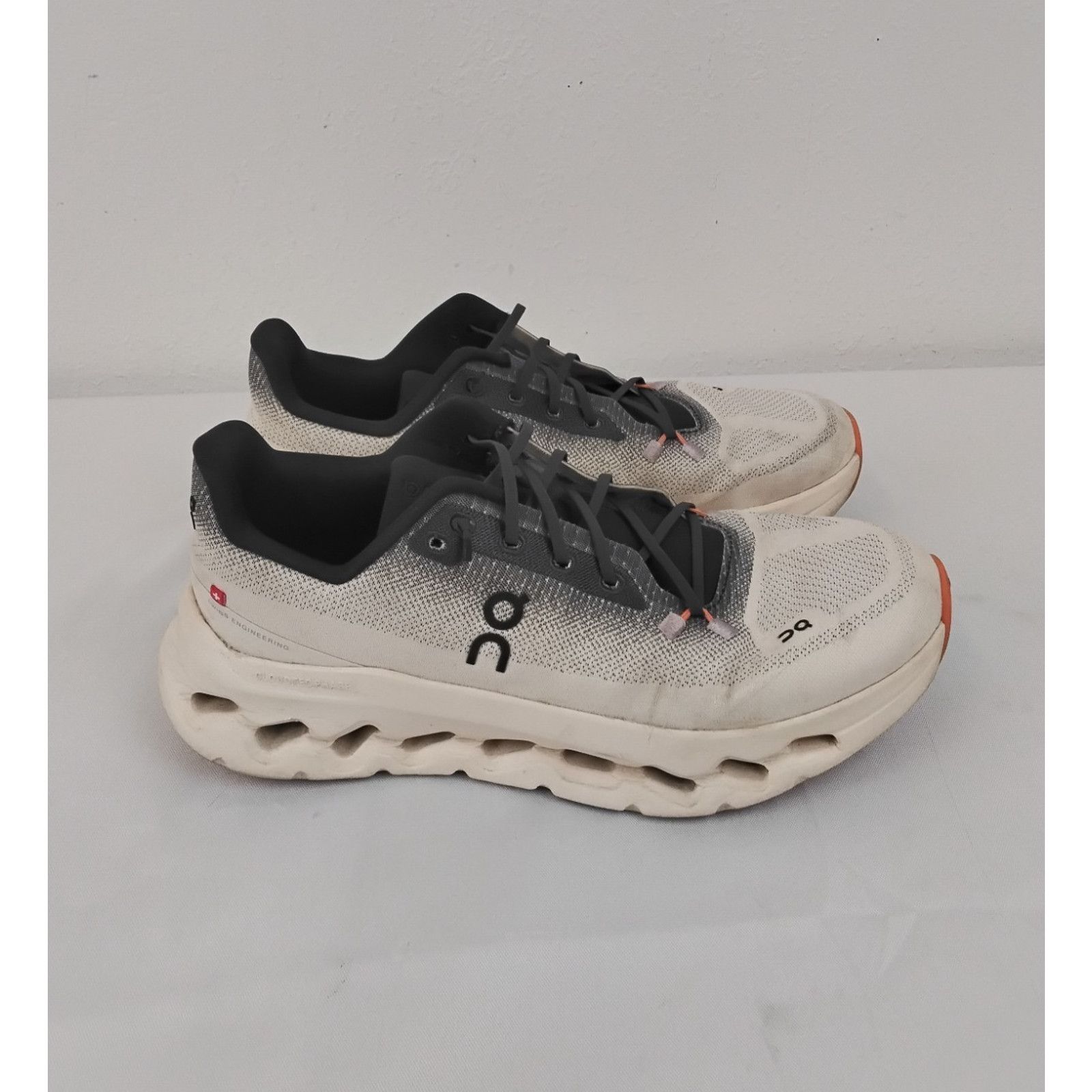 On On Cloud Cloudtec Running Shoe Women's 9.5 Iron Dew White Size US 9.5 / IT 39.5 - 4 Thumbnail