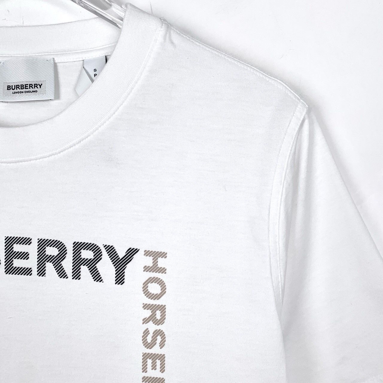 Burberry Burberry White Square Logo Cotton Tee (Size S) Size S / US 4 / IT 40 - 6 Thumbnail