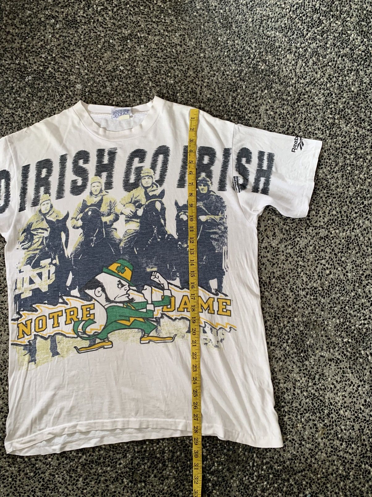 NFL Vintage 90s Notre Dame Fighting Irish Football T shirt Size US L / EU 52-54 / 3 - 10 Thumbnail