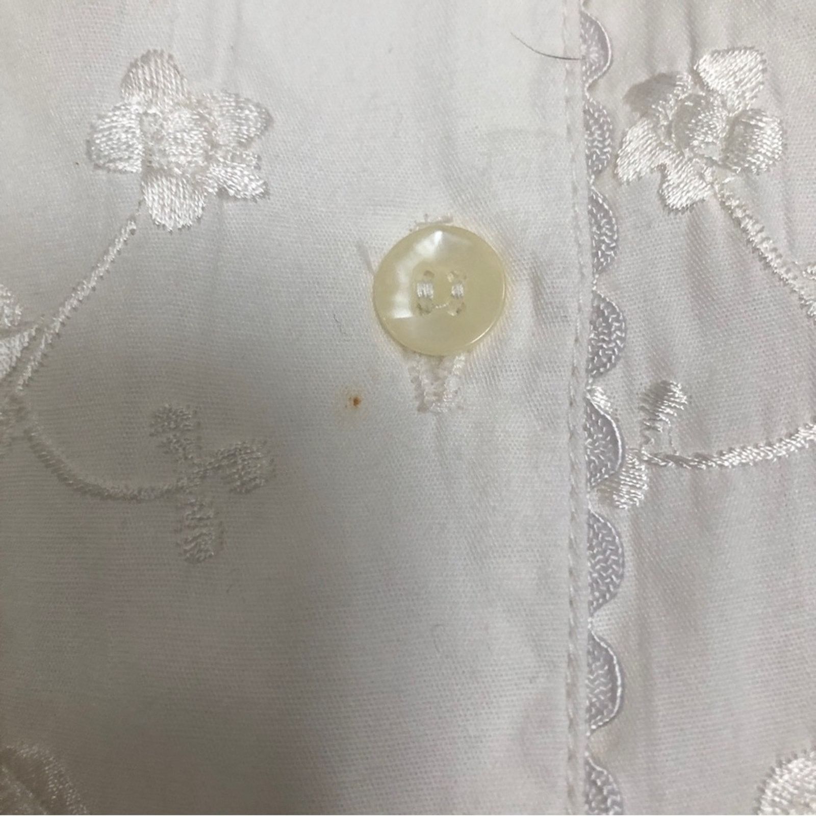 Other Casual Corner & Co White Embroidered Scalloped Shirt Top Size M / US 6-8 / IT 42-44 - 5 Thumbnail