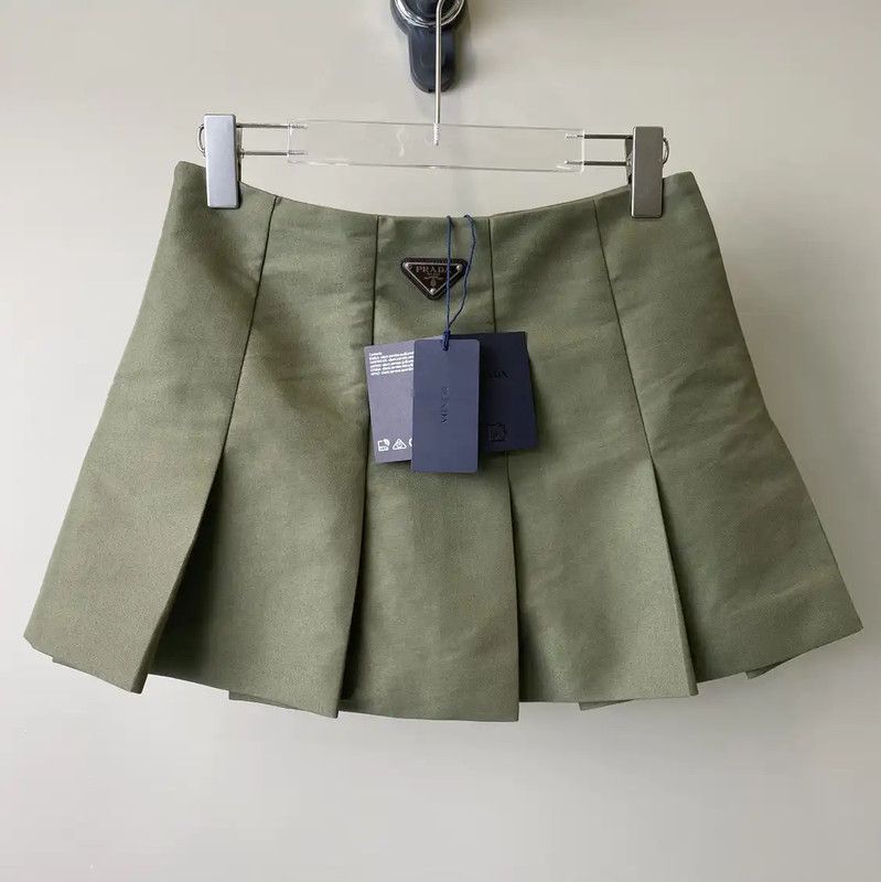 Prada Prada Olive Green Cotton Skirt for Women Size 25" / US 0 / IT 36 - 1 Thumbnail
