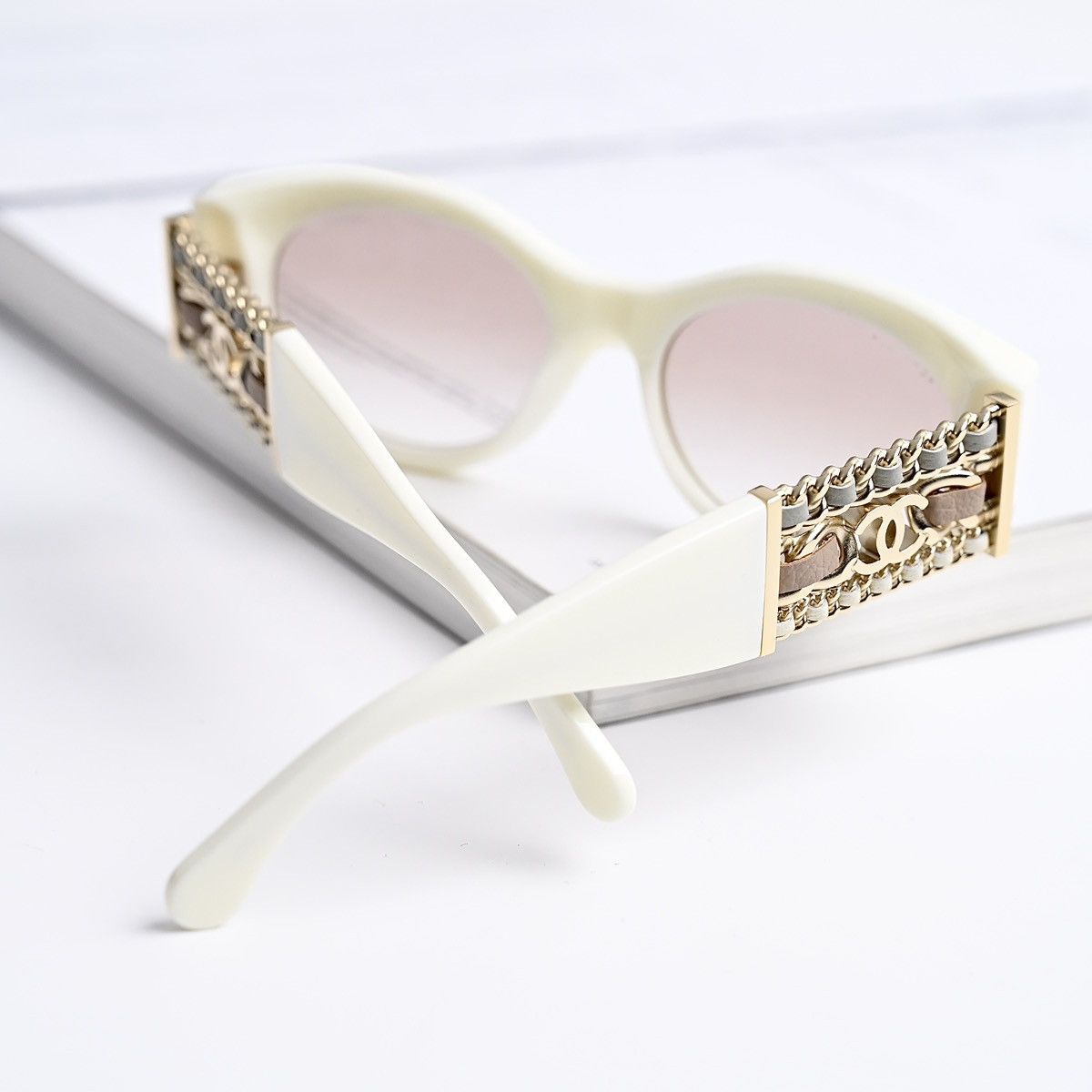 Chanel CHANEL 0CH5536Q 125513 SUNGLASSES Size ONE SIZE - 8 Thumbnail