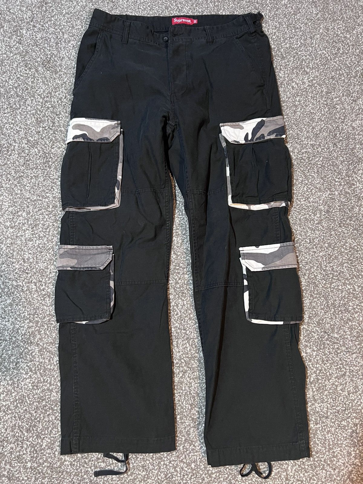 Supreme 32 Cargo Pant Black | Grailed