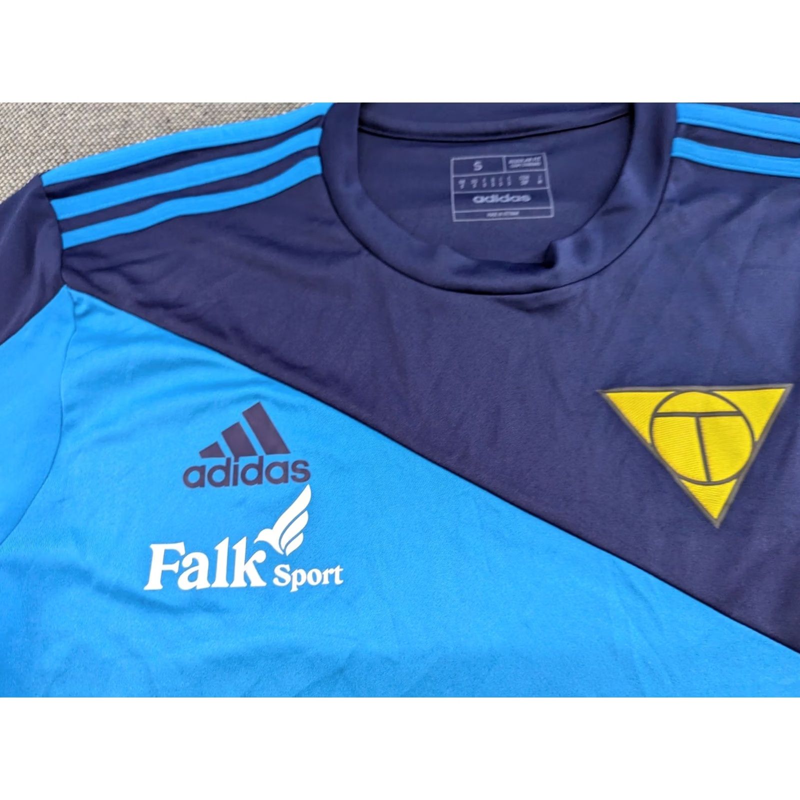 Adidas Adidas Jersey T-Shirt Long Sleeve Multicolor Football Small Adult Regular Unisex Mens Womens unavailable Size US S / EU 44-46 / 1 - 3 Thumbnail
