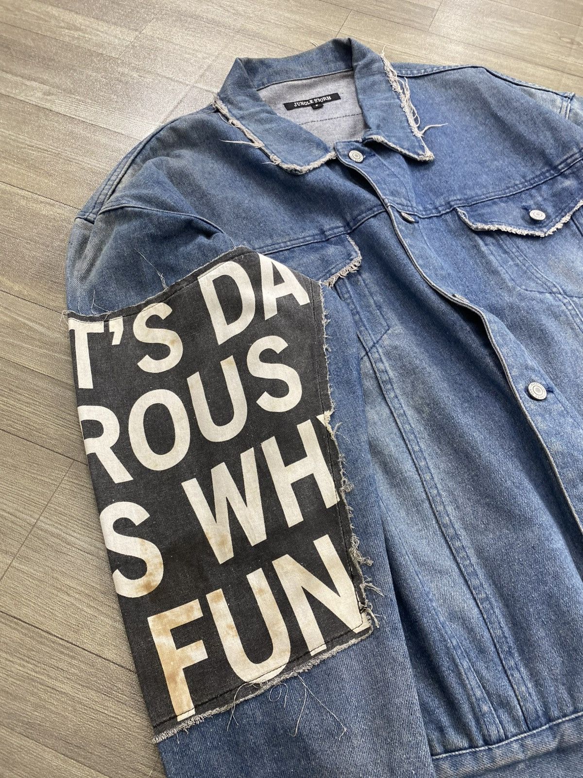 If Six Was Nine Vintage Jungle Storm Distressed Patch Punk Lgb Denim Jacket Size US XL / EU 56 / 4 - 14 Thumbnail