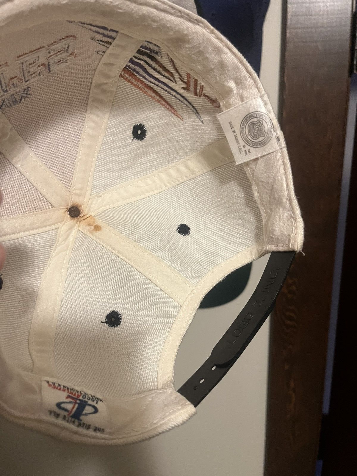 Phoenix Coyotes Diamond Dcut snapback