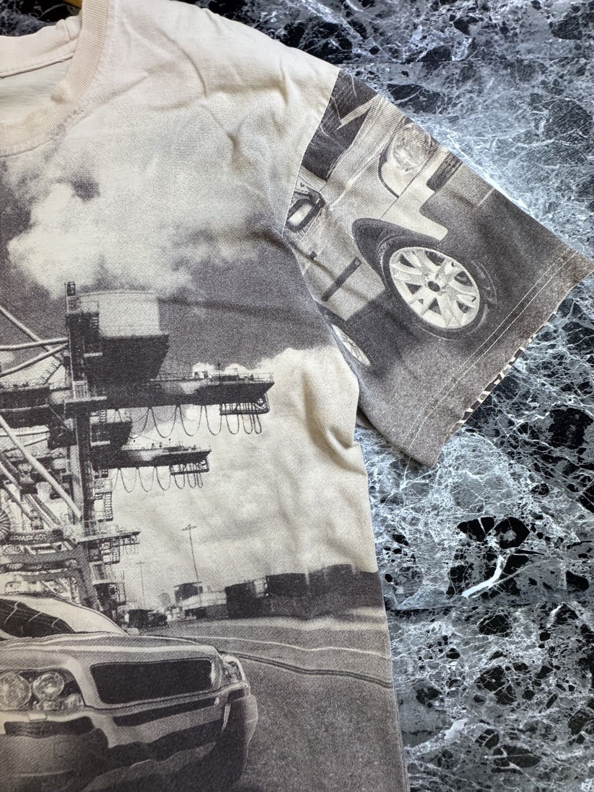 Other Bootleg Y2k Volvo Overprint vintage tshirt Size US L / EU 52-54 / 3 - 3 Thumbnail