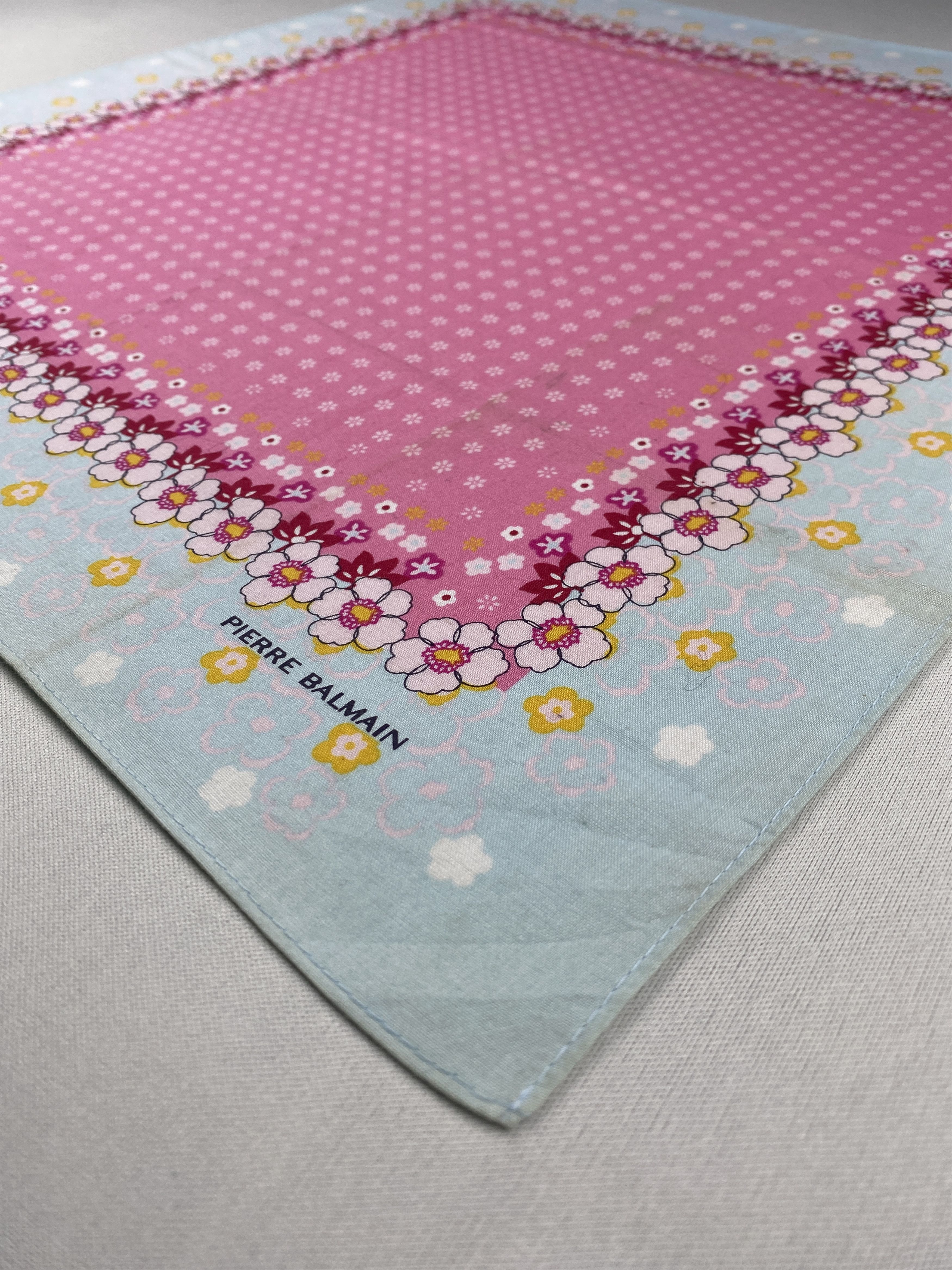 Pierre Balmain Vtg Pierre Balmain Handkerchief Pocket Square Bandana HM0013 Size ONE SIZE - 4 Thumbnail