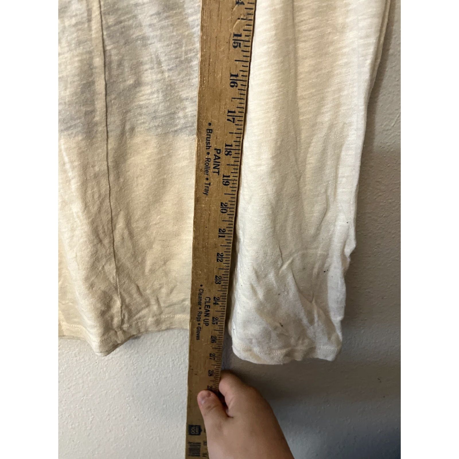 Abercrombie & Fitch VINTAGE Abercrombie & Fitch T-Shirt Womens M Cream Embroidered Logo Crew Neck Short Sleeve Adult Medium Cotton Graphic Size M / US 6-8 / IT 42-44 - 4 Thumbnail