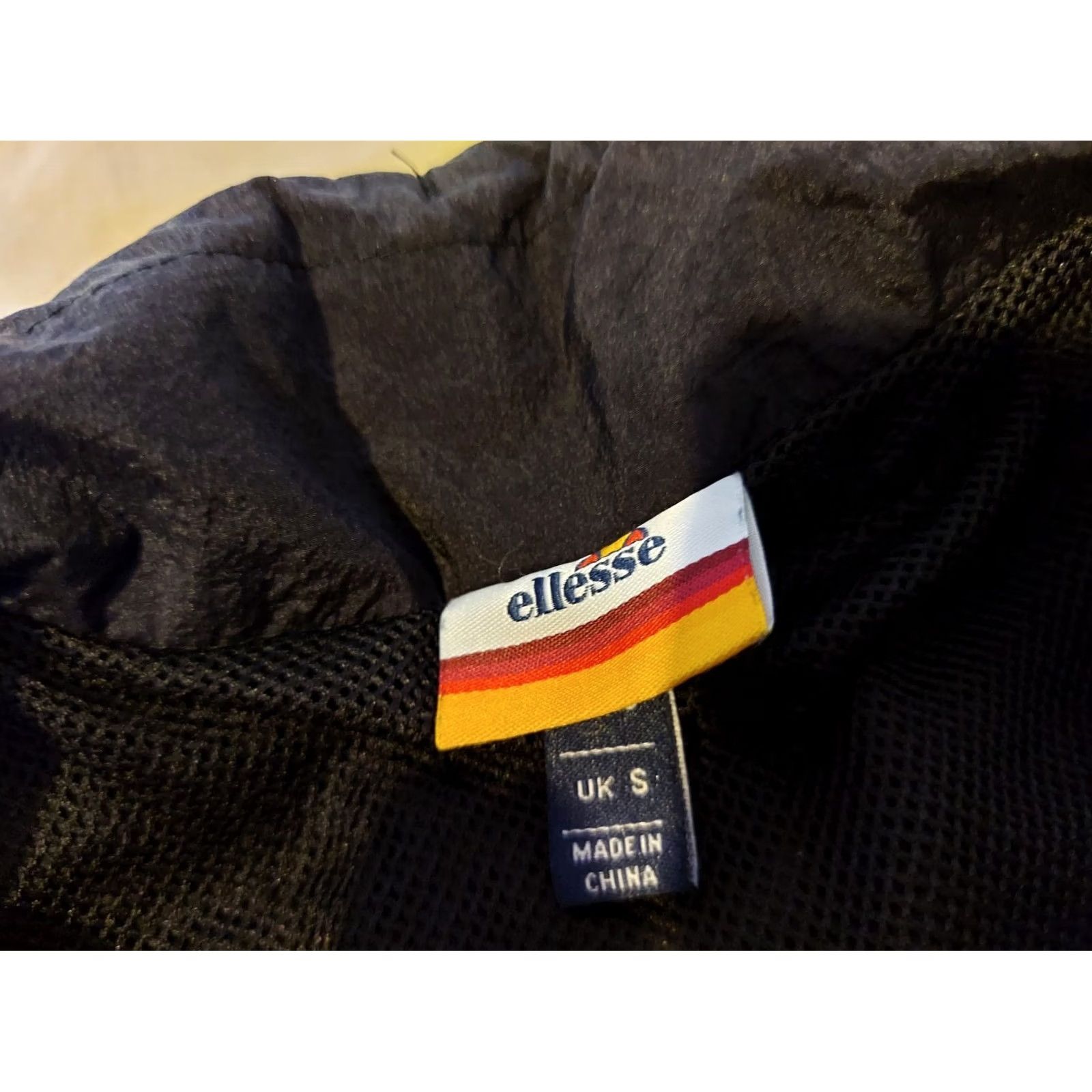 Ellesse VINTAGE ellesse Jacket Mens S Black Windbreaker Regular Jacket with Logo Size US S / EU 44-46 / 1 - 3 Thumbnail
