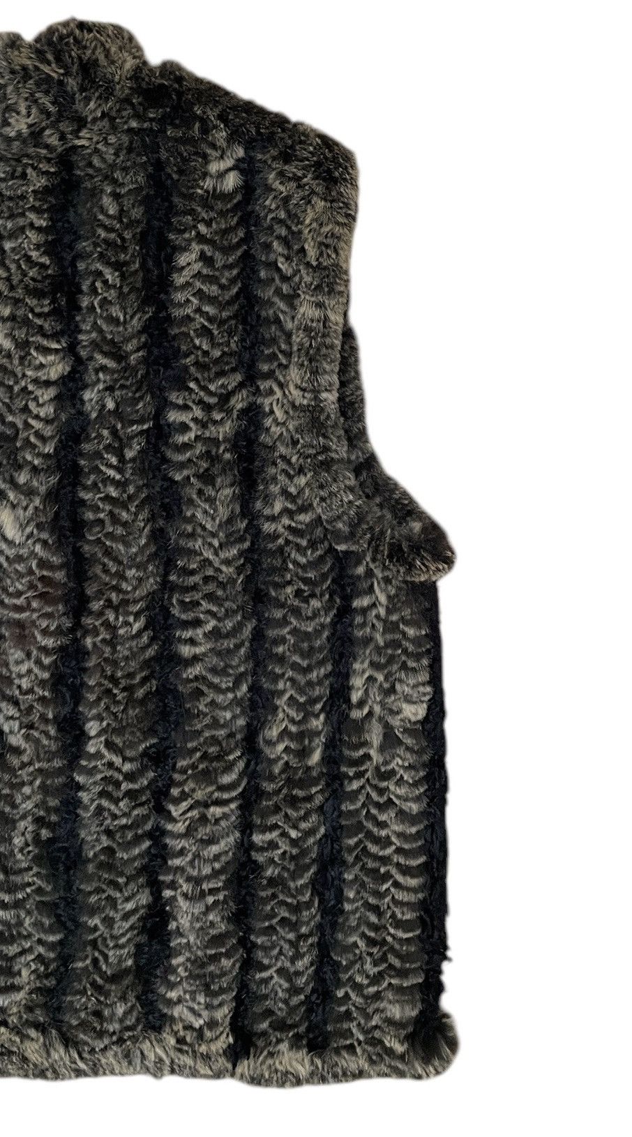 Japanese Brand Vintage Japanese Brand Fur Vest 2000s Size US M / EU 48-50 / 2 - 6 Thumbnail