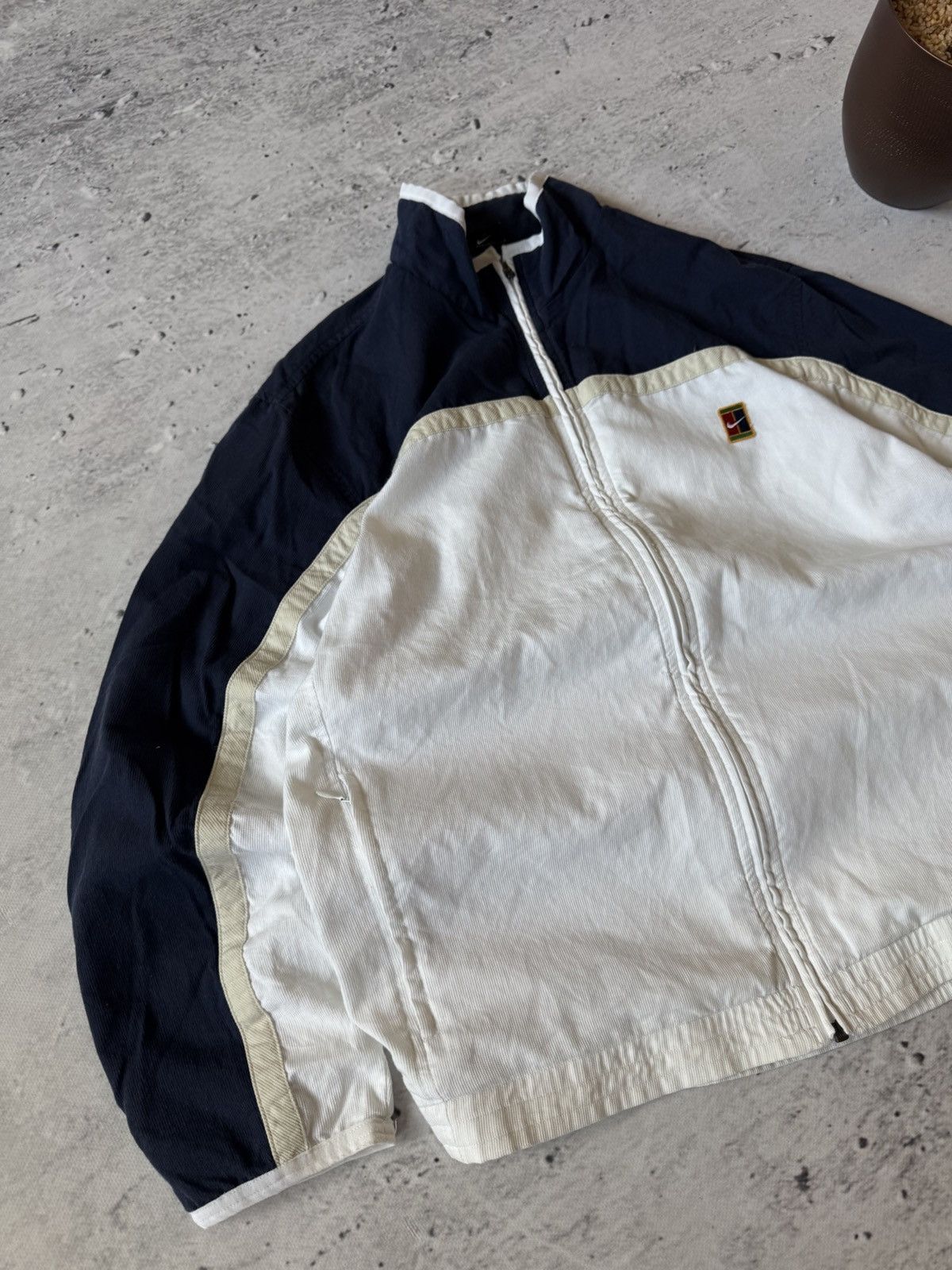 Nike × Vintage NIKE COURT VINTAGE BASIC LOGO OVERSIZE BAGGY LIGHT JACKET Size US S / EU 44-46 / 1 - 2 Thumbnail