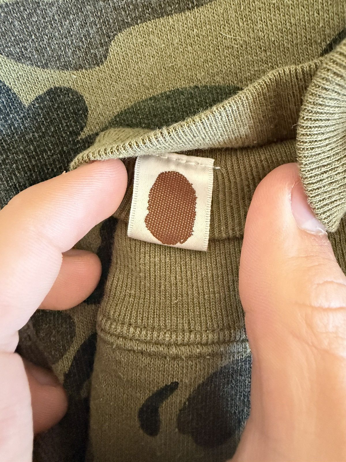 Bape BAPE Camo Sweat Shirt Size US S / EU 44-46 / 1 - 6 Thumbnail