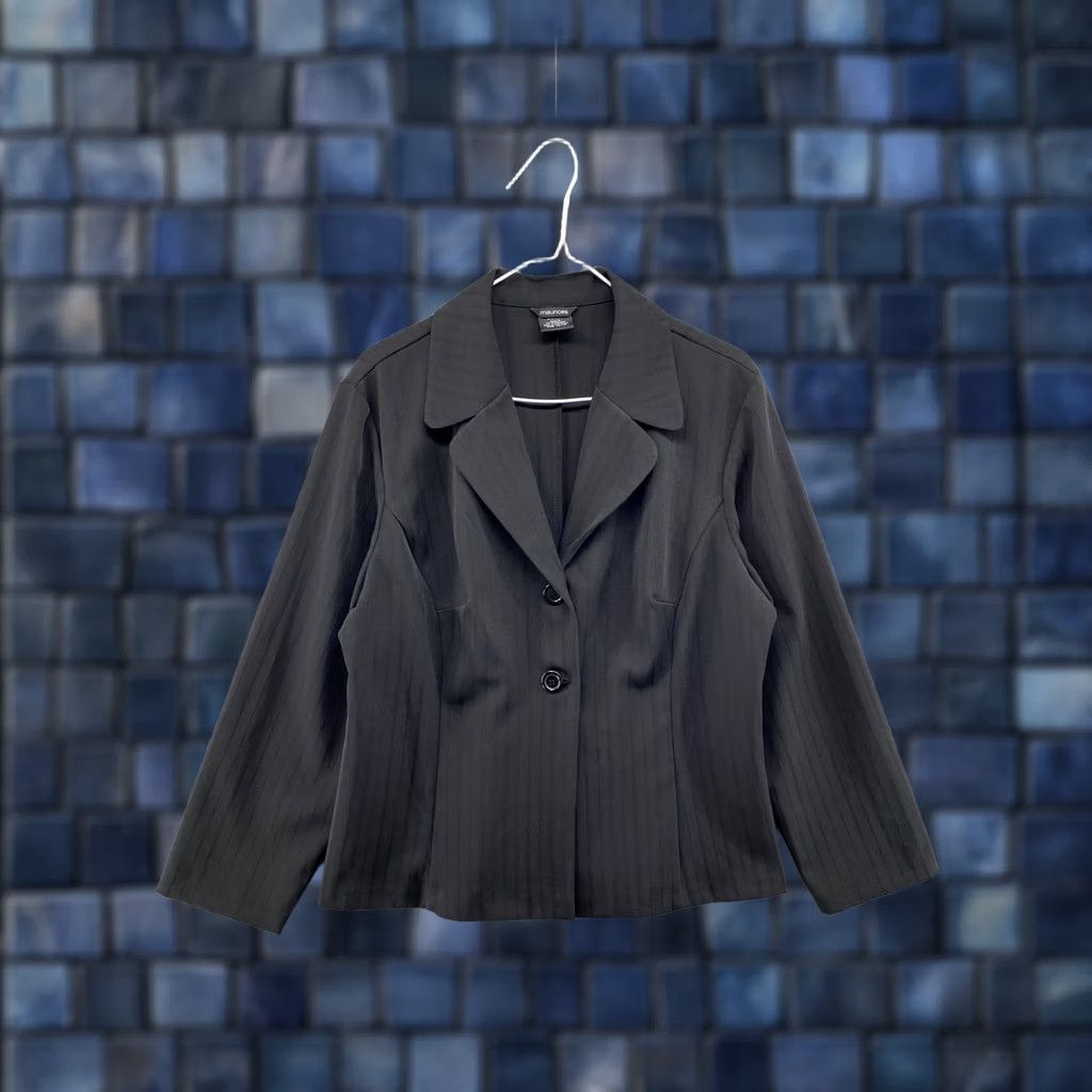 Vintage Maurices Blazer Shirt Women Black 14 2 Button Unlined Short Sleeve Casual Button Women's Blazer 14 Black Maurices Size XL / US 12-14 / IT 48-50 - 1 Thumbnail