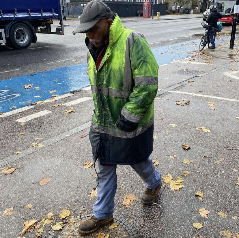 Vetements Vetements F/W19 Hi-Vis Anarchy Reflective Parka Size US XXL / EU 58 / 5 - 25 Thumbnail