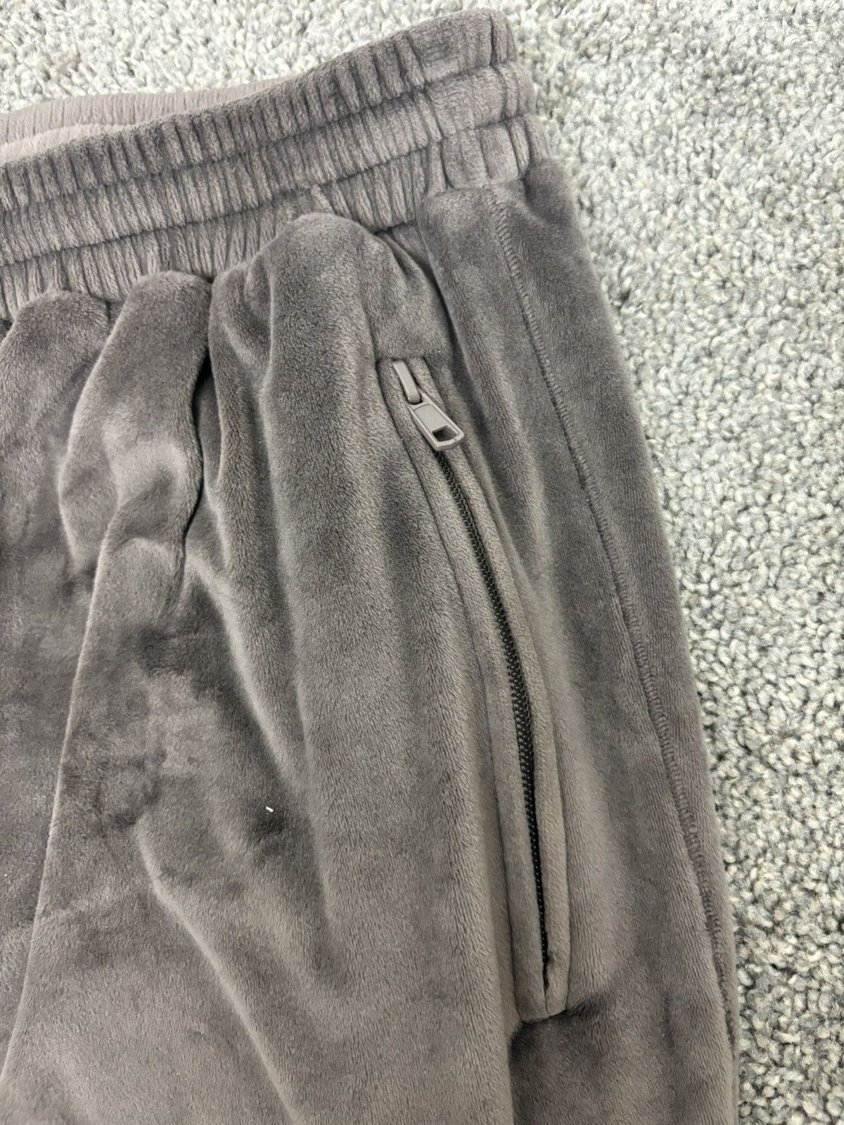 SKIMS SKIMS Velour Jogger Women’s Sz s Sienna Brown Zip Pockets Size 26" / US 2 / IT 38 - 5 Thumbnail