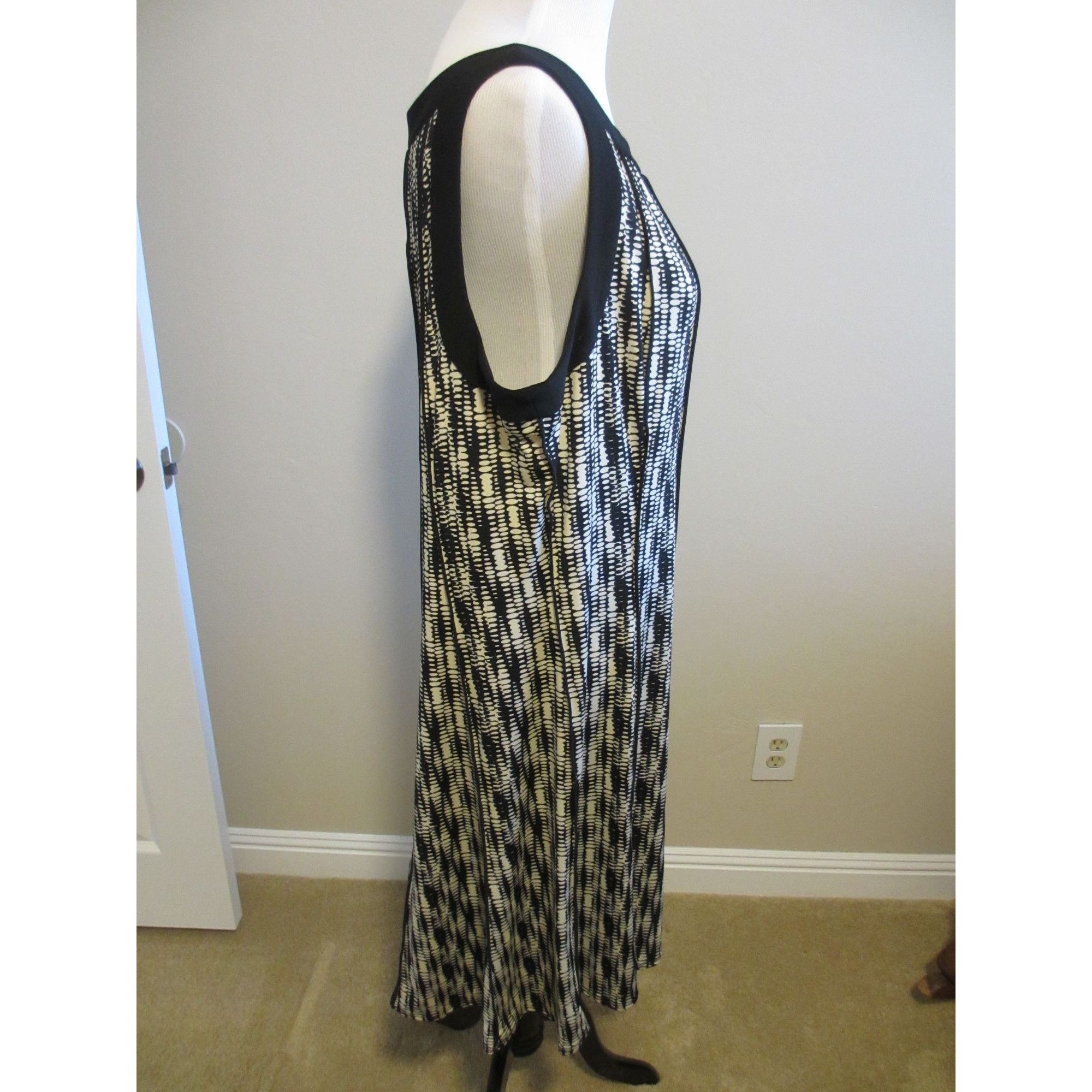 Other Black & White Sleeveless Maxi Dress By Perceptions New York Size XXL / US 16-18 / IT 52-54 - 2 Thumbnail