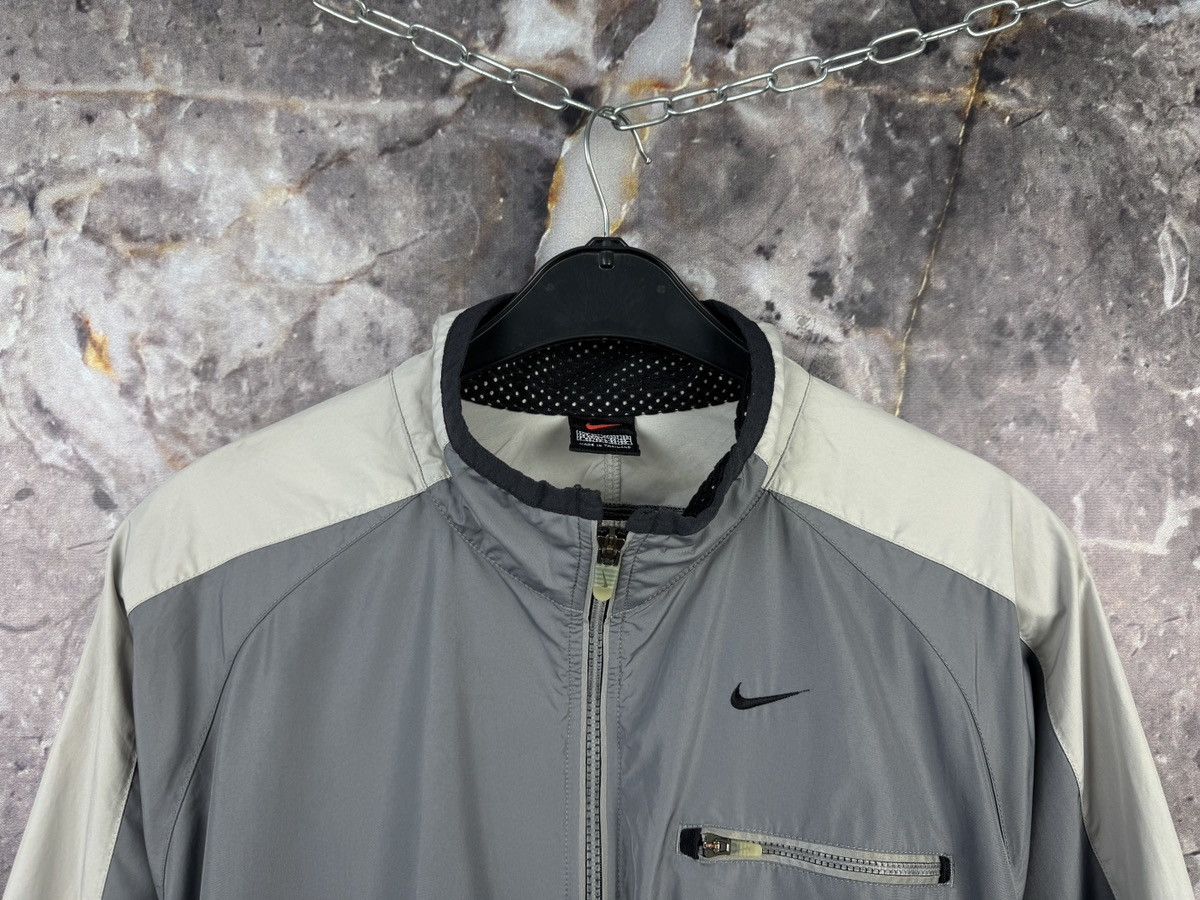 Nike Men’s Vintage Gray Nike Windbreaker Size XL Size US XL / EU 56 / 4 - 2 Thumbnail